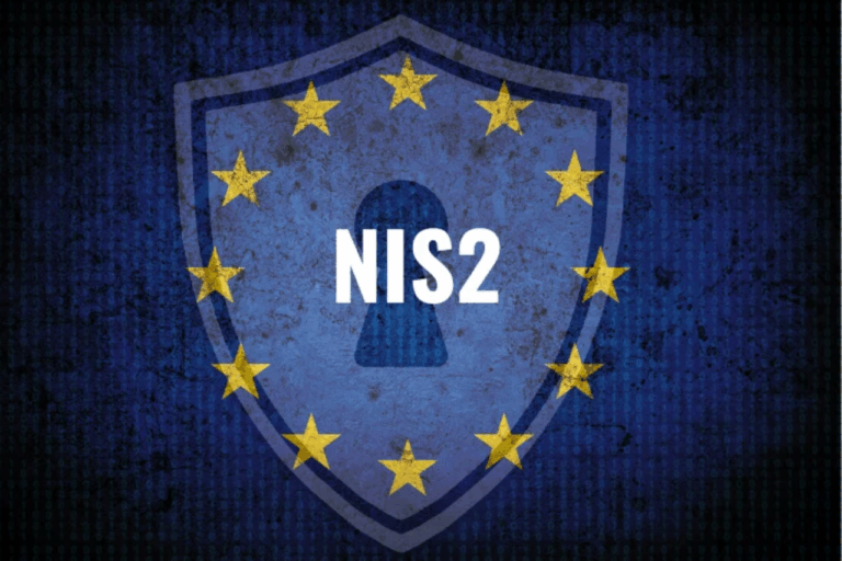 Niebieska tarcza ochronna z gwiazdami flagi Unii Europejskiej i napisem "NIS2" na ciemnym tle, symbolizująca dyrektywę NIS 2 dotyczącą cyberbezpieczeństwa.